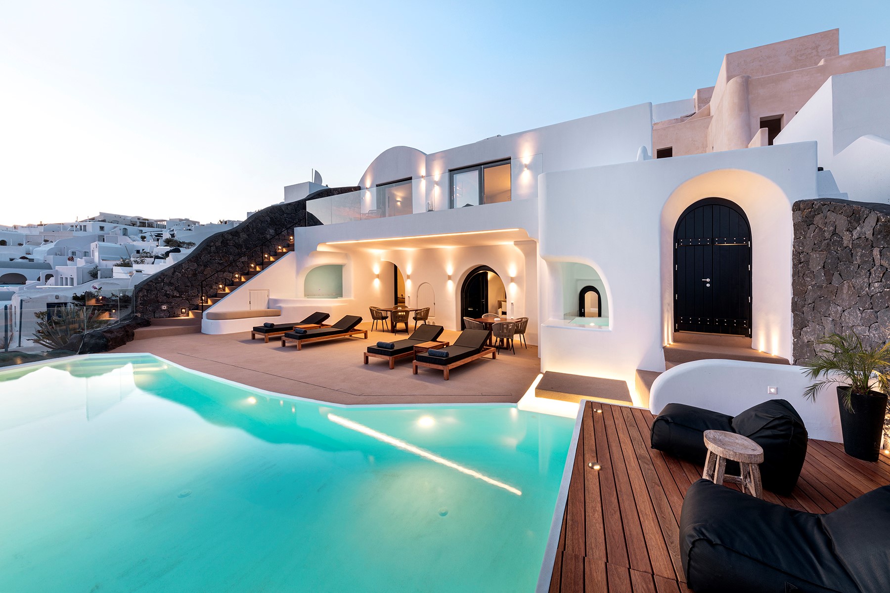 Olvos Luxury Suites | Santorini, Cyclades